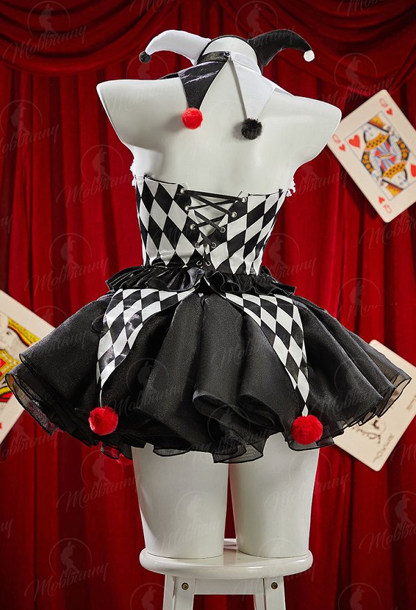 Gothic Plaid Clown Corset Skirt Set Black and White Diamond Plaid Top and Tutu Skirt with Headband and Collar Gothic Plaid Clown Corset Skirt Set Black and White Diamond Plaid Top and Tutu Skirt with Headband and Collar